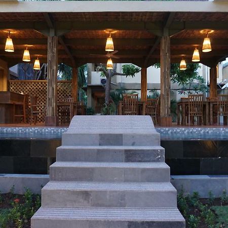 The Inn Sunsethouse Senggigi Kültér fotó